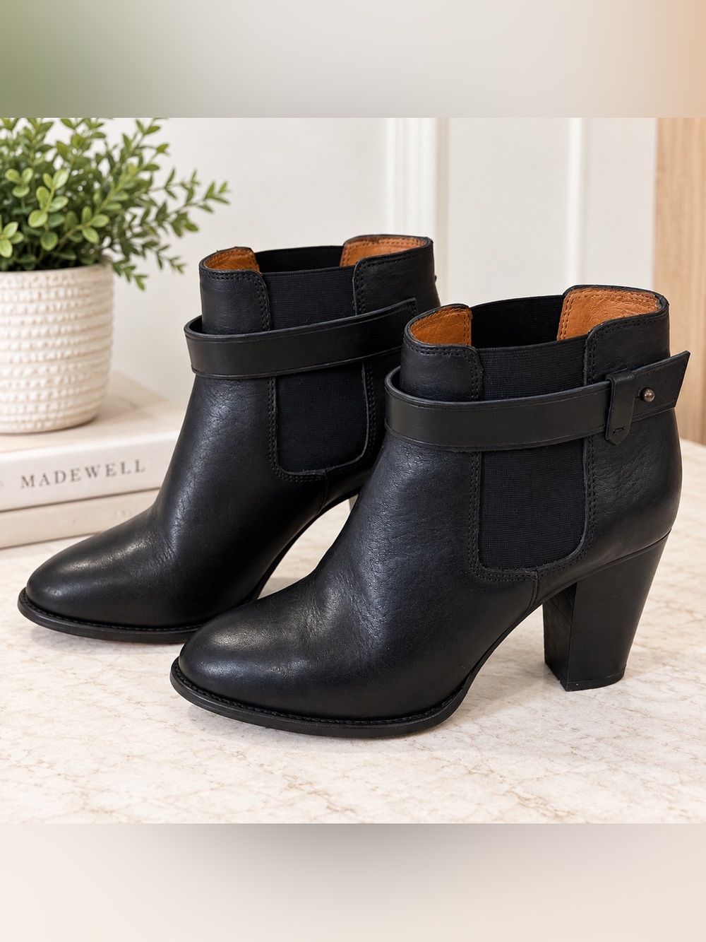 Madewell Black Leather Ankle Booties – Size 6